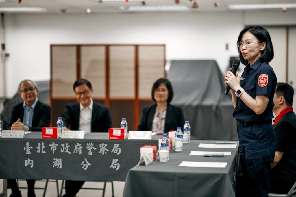 挺內湖警執勤安全 警友會捐贈專業健身器材 4 MEITU 20250926 105923695