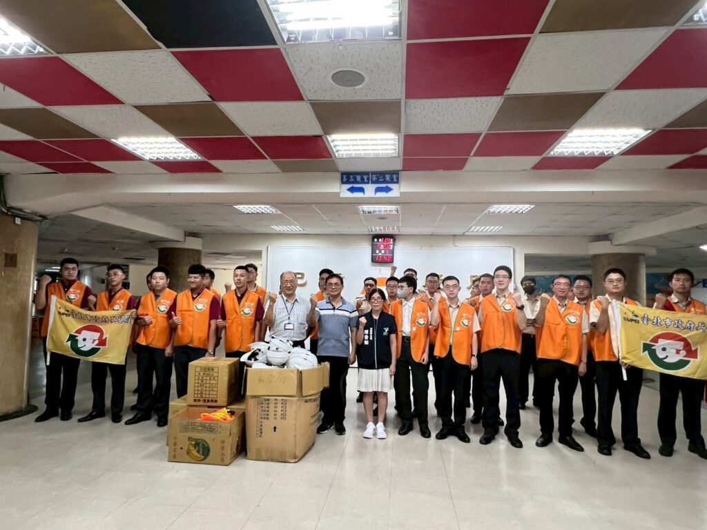 臺北市緊急調派20名消防及社會役替代役男　投入光復鄉救災行列