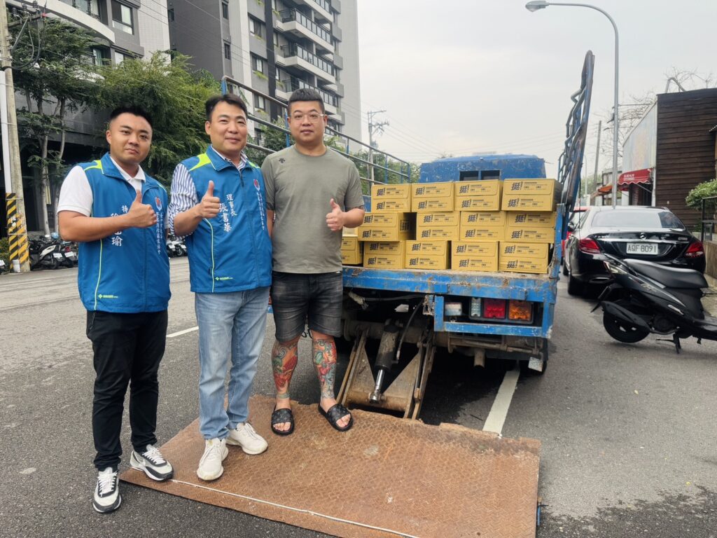 中市屯區警察消防關懷協會出錢出力 募款再號召志工赴花蓮救援 1 S 129548854