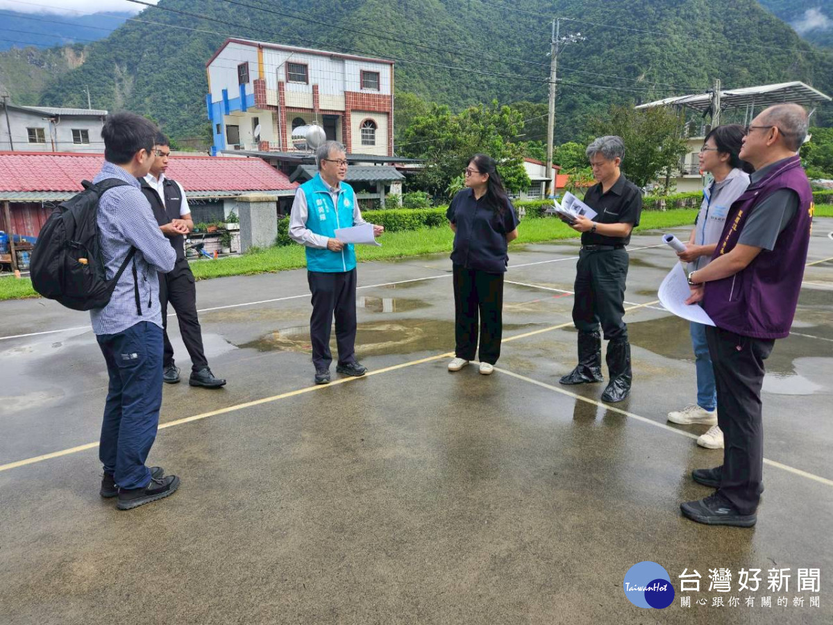 台東縣府即時掌握災情　教育部長勘災允全力協助新武分校