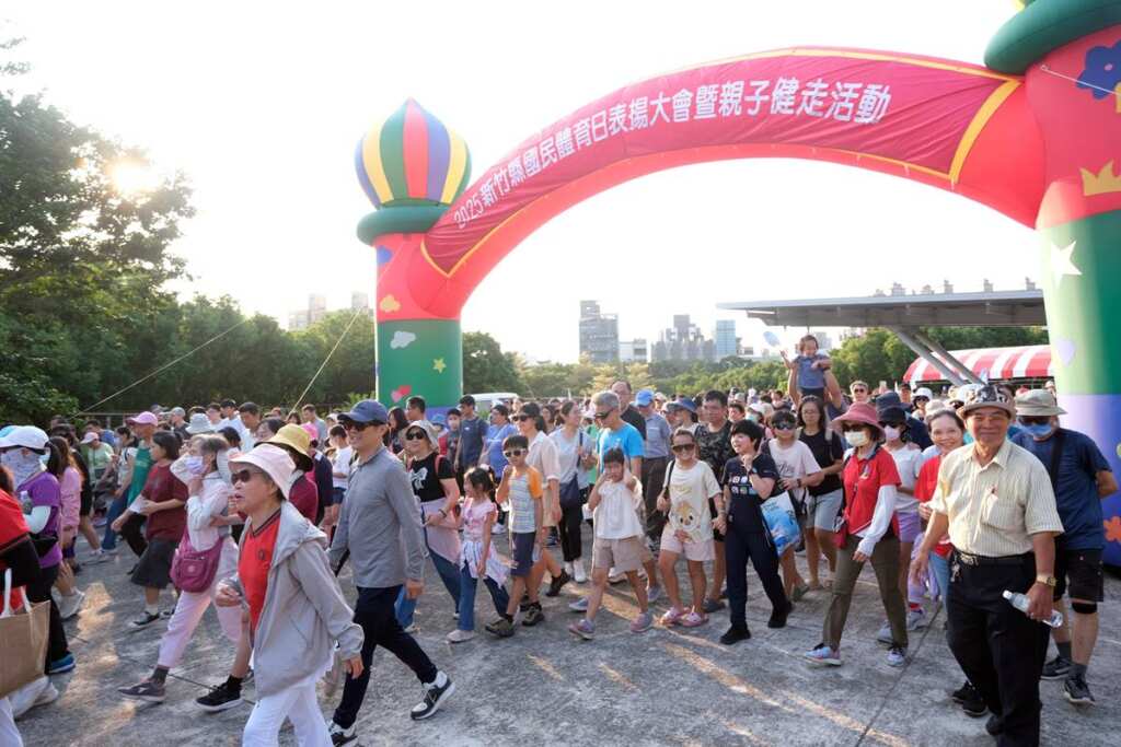 ▲新竹縣體育日今在體育場熱鬧登場。