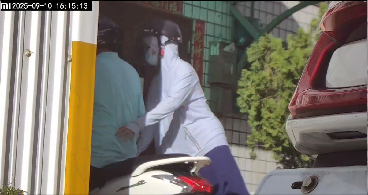 【澎湖杏壇醜聞2-1】教育處長搭上人妻代課老師 綠帽夫找徵信社蒐證不堪畫面全都錄 240 【澎湖杏壇醜聞2-1】教育處長搭上人妻代課老師 綠帽夫找徵信社蒐證不堪畫面全都錄 239