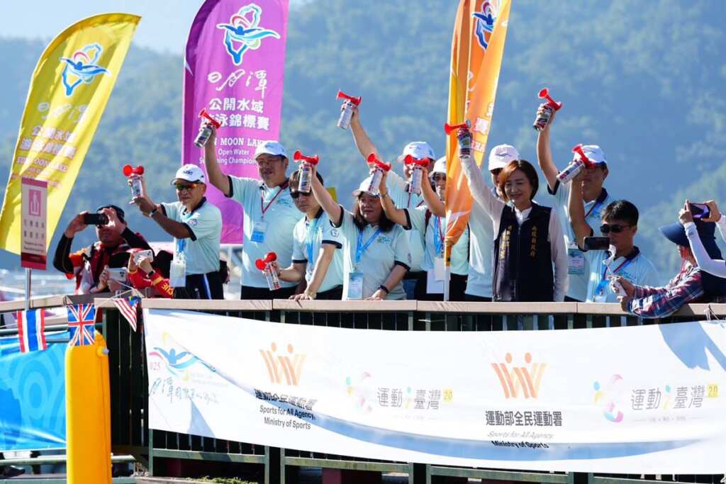 ▲第11屆日月潭公開水域游泳錦標賽登場,菁英好手競技。