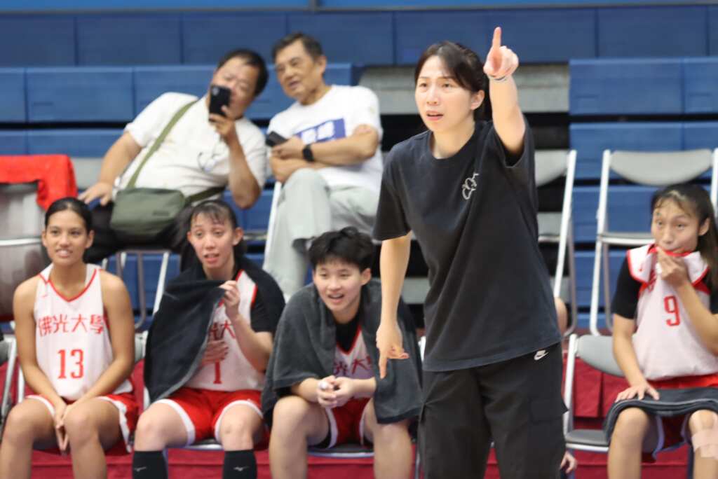 登峰造極青年籃球賽，已經在李述藺理事長任內打下堅實基礎，下一棒將交給佛光大學老校長何卓飛。 (魏冠中攝影)