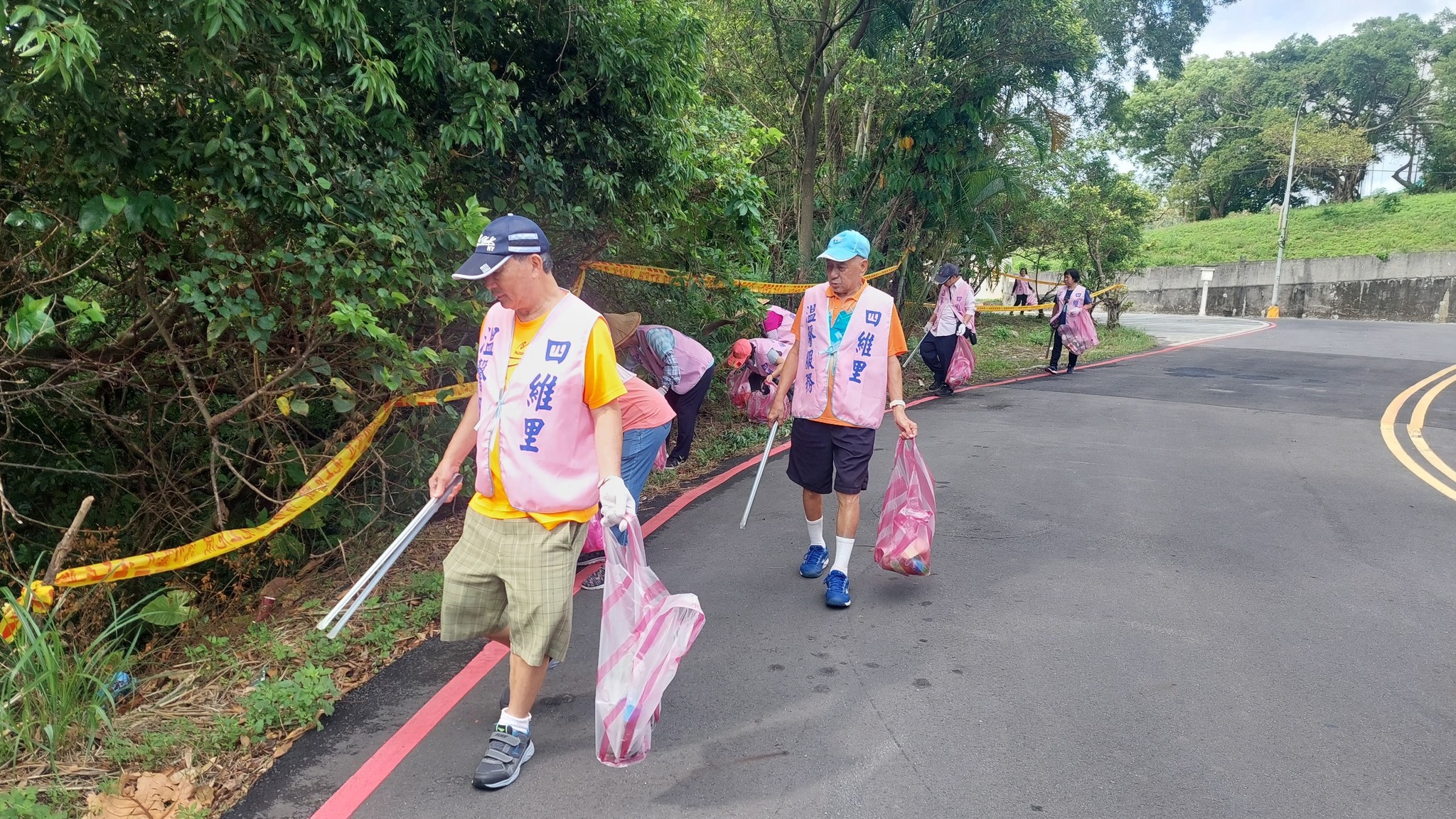 四維里環保志工淨化家園宣導「垃圾不落地」 11 555640054 2926554327531277 2755082136939181585 n