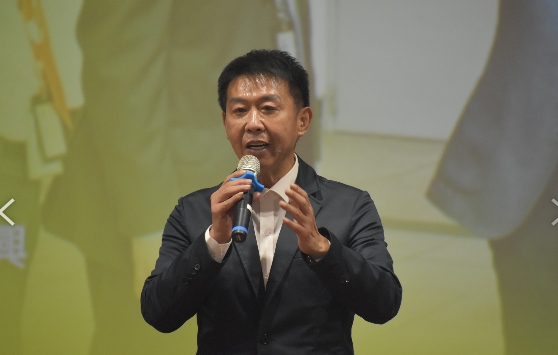 ▲許智傑成功突破藍營鐵票倉的市長初選第一人。(記者 李堂安 翻攝)