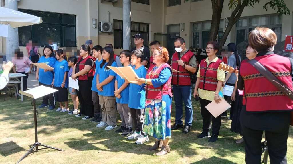 ▲嘉義縣逐鹿部落合唱隊與高雄建工教會愛之聲四重唱帶來多元的音樂饗宴。(喜願家園提供)