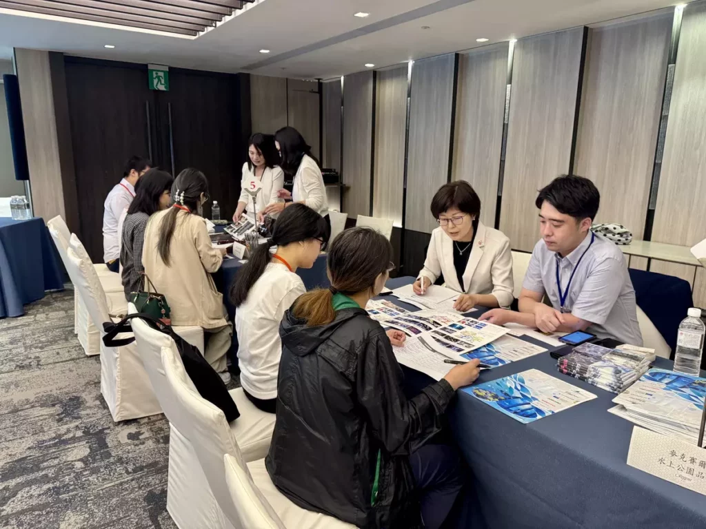 眾多業者齊聚交流,現場互動熱絡展現合作新契機。