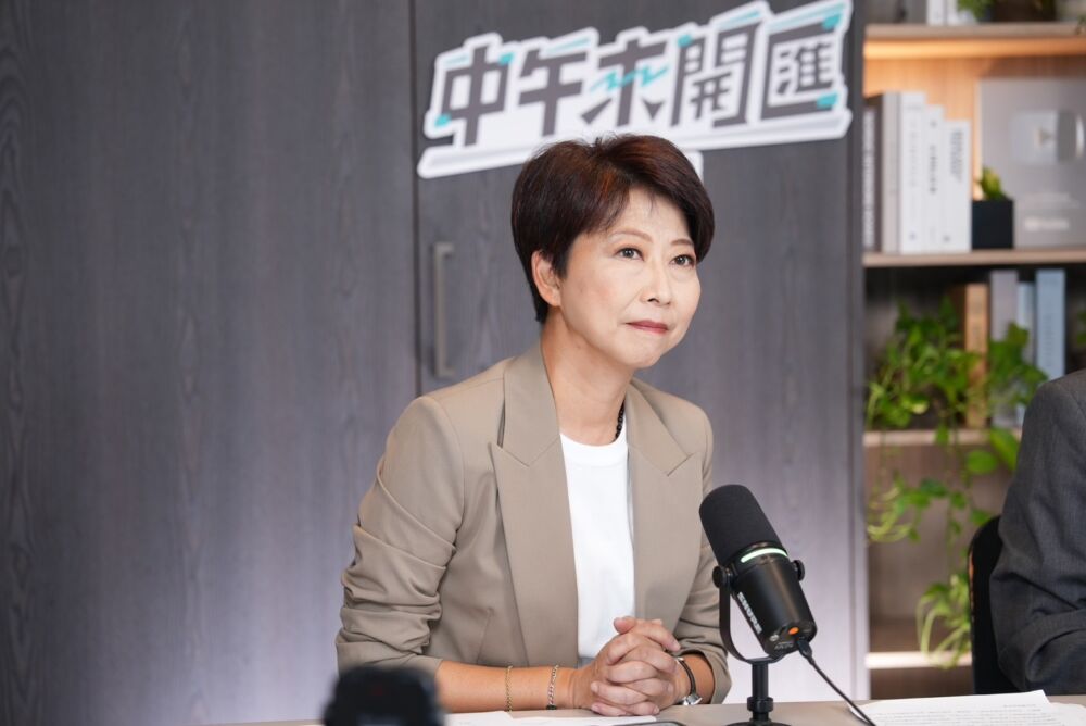 中午來開匯/民進黨團群組訊息遭洩是否抓內鬼? 陳亭妃心裡有陰影:不是現在但一定會追究 172 中午來開匯/民進黨團群組訊息遭洩是否抓內鬼? 陳亭妃心裡有陰影:不是現在但一定會追究 171