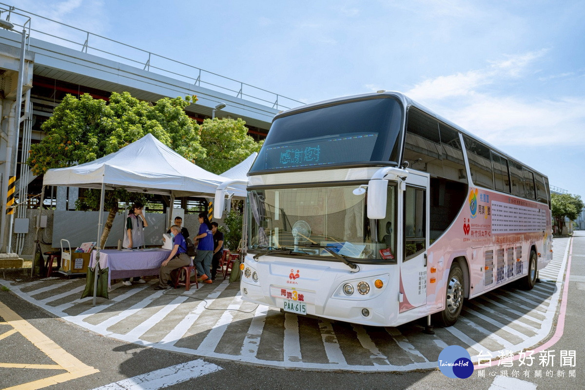 桃園捷運公司舉辦「愛心捷力 每一滴都到站」捐血公益活動。