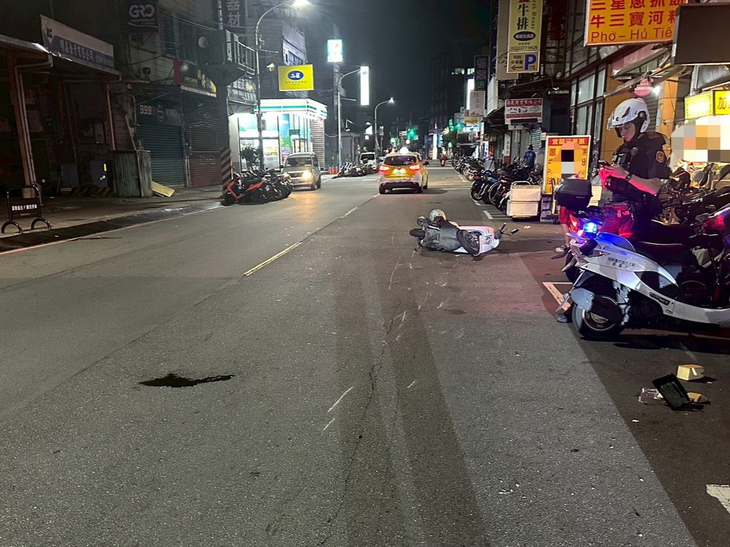新北市新莊區化成路一帶,昨(30)日深夜23時許傳出嚴重交通事故。
