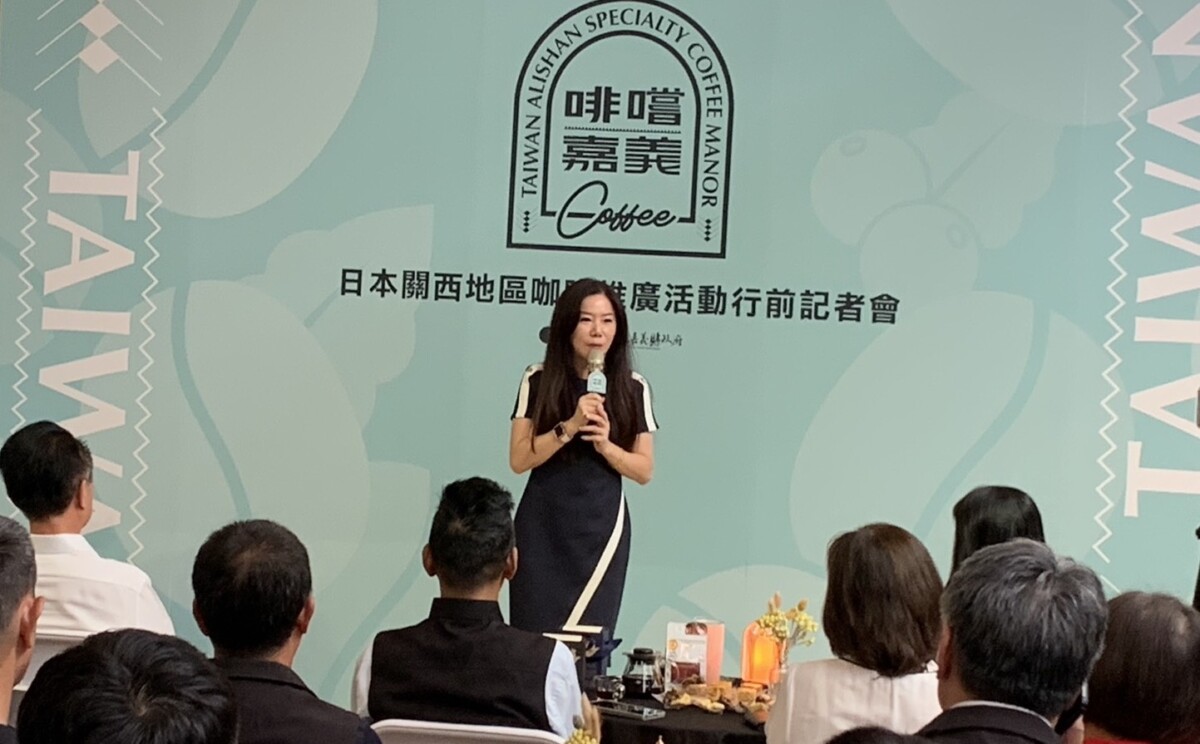 嘉義縣農會黃貞瑜總幹事說，嘉義的好咖啡，不只推廣到消費者的手上，更會把所有的咖啡消費者吸引來嘉義找咖啡。（圖/記者陳惲朋攝）