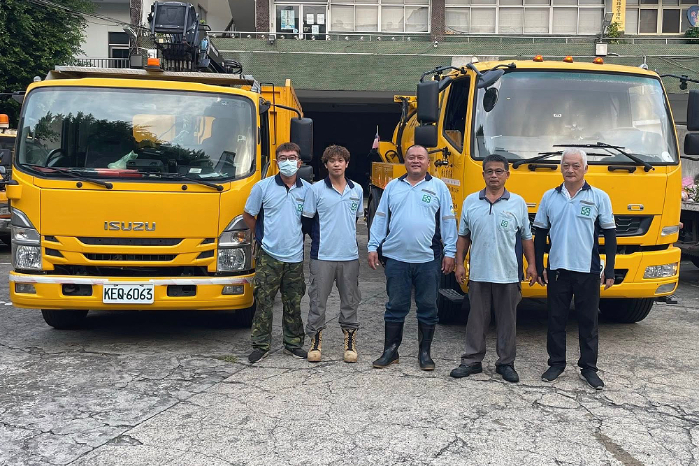 苗栗7鄉鎮派10台救災車赴花蓮 余文忠:災難無情、盡力救助 248 苗栗7鄉鎮派10台救災車赴花蓮 余文忠:災難無情、盡力救助 247