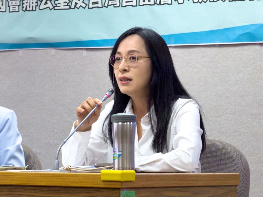 【完善潛水之路2-2】協會盼安全管理需制度化 綠委籲速確立「人船避碰原則」 236 【完善潛水之路2-2】協會盼安全管理需制度化 綠委籲速確立「人船避碰原則」 235