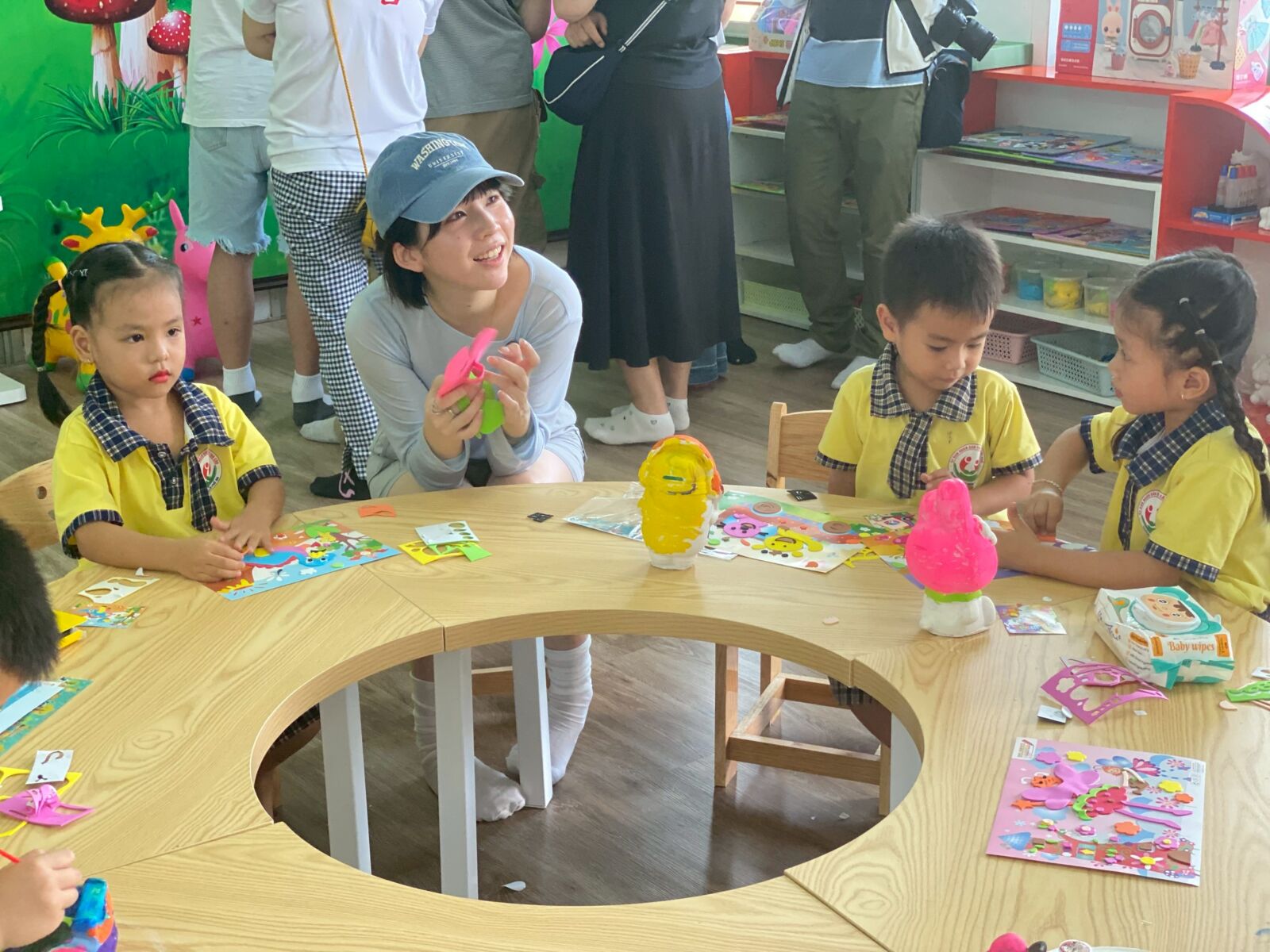 【有影】陪你長大!改善越南偏鄉幼教環境 至善基金會攜手慶寶勤勞基金會打造玩具圖書館 216 【有影】陪你長大!改善越南偏鄉幼教環境 至善基金會攜手慶寶勤勞基金會打造玩具圖書館 215
