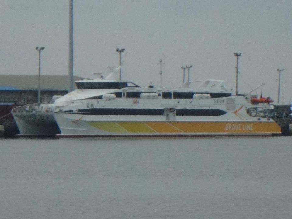 202510011727087aiw