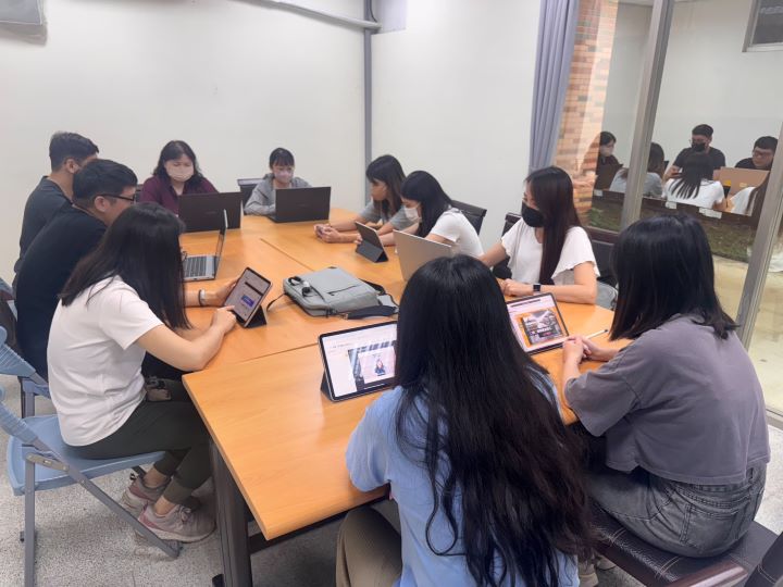 ▲受影響企業勞工於減班休息期間參加數位學習課程,增進專業職能。