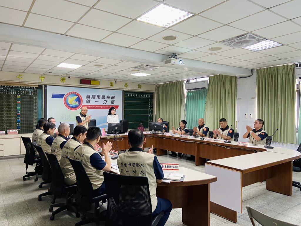 基隆警友會中秋送月餅 暖心慰問警察執勤辛勞 11 %E4%B8%89 2