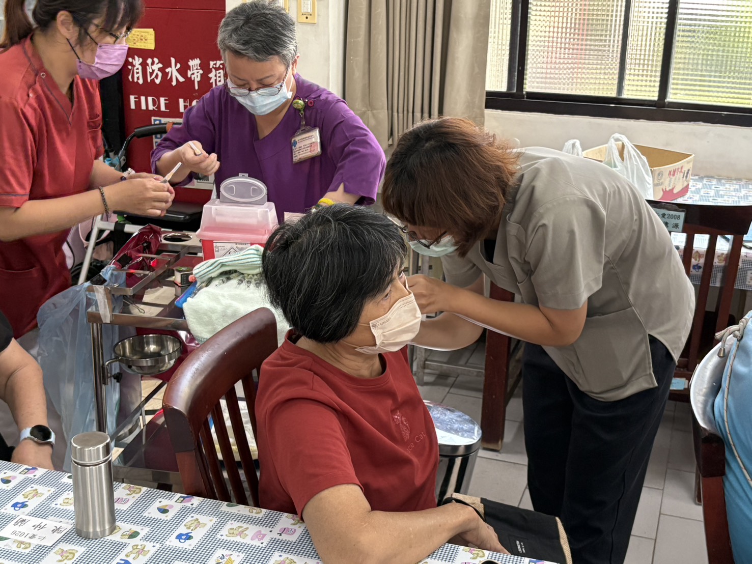 (有影片)/中彰榮家全員施打流感與COVID-19疫苗 防範秋冬雙重威脅 - https://www.watchmedia01.com