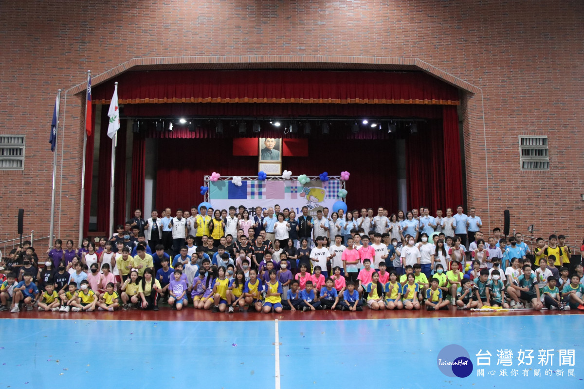 114年嘉義市中小學聯合運動會今天舉行開幕典禮/嘉義市府提供