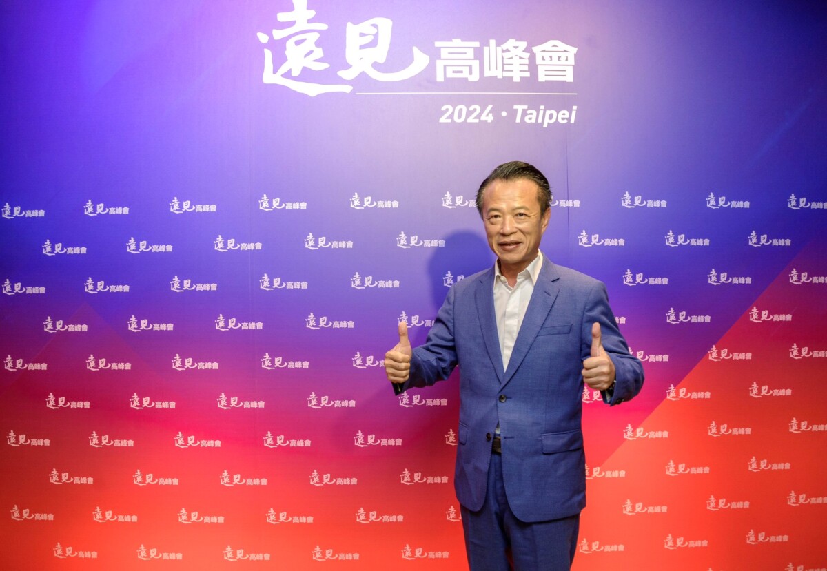 嘉義縣在五星縣長翁章梁帶領下屢獲殊榮,2025 年「縣市總體暨永續競爭力調查」再獲「治安典範之城」殊榮,「治安」項目奪下「全台第一」。(圖/嘉義縣政府提供)