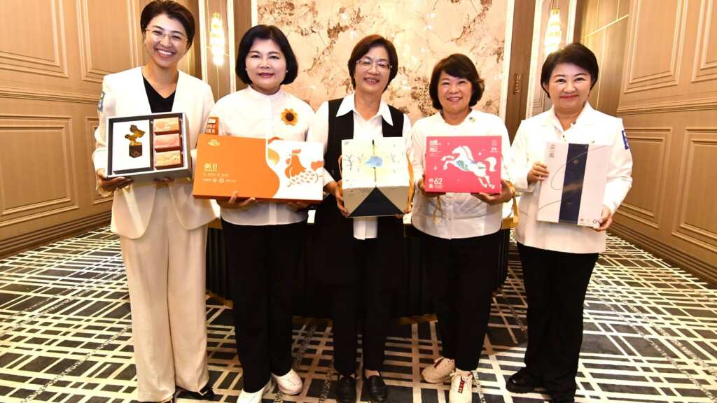 ▲中彰投雲嘉五縣市首度聯名,金馬62聯名商品行銷在地走向全國與國際。(彰化縣政府提供)
