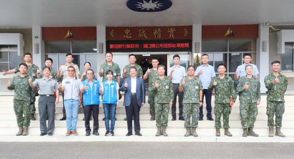 ▲新竹縣長楊文科今日上午前往陸軍裝甲第542旅慰問縣內16個駐軍單位官兵。
