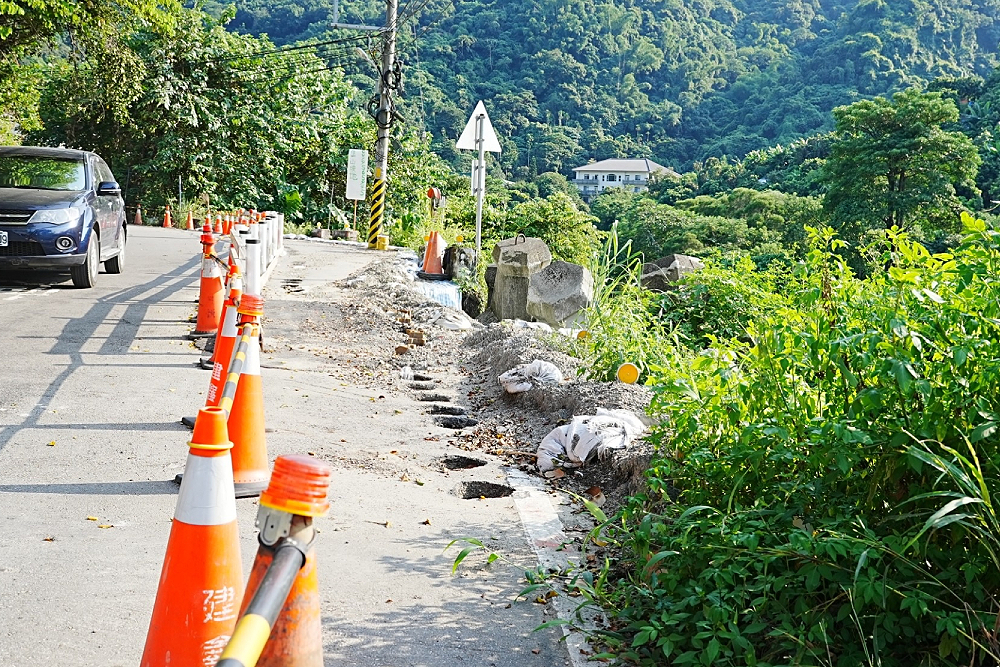 台中大里草湖溪堤防整建 何欣純爭取6千萬拚明年首季完工 218 台中大里草湖溪堤防整建 何欣純爭取6千萬拚明年首季完工 217