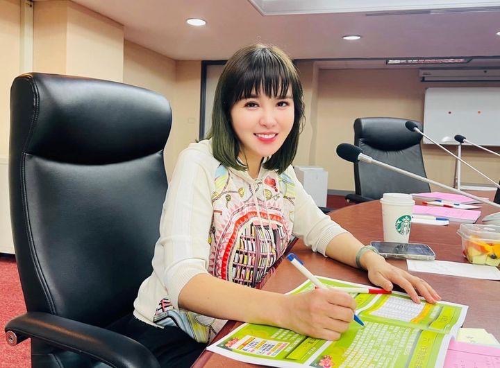 王欣儀指台北疫苗政策落後 籲比照新北擴大自購接種對象 232 王欣儀指台北疫苗政策落後 籲比照新北擴大自購接種對象 231