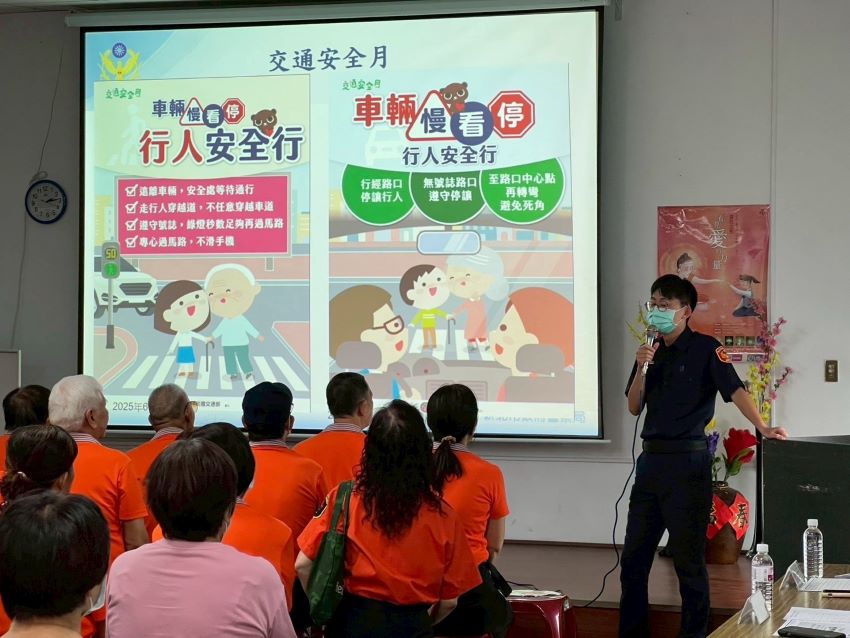 推廣「停讓文化」 海山警深入社區落實人本交通 2 《圖說》座談會針對行人與駕駛人常見的交通行為進行講解,避免因未預警而造成交通危險。〈海山分局提供〉