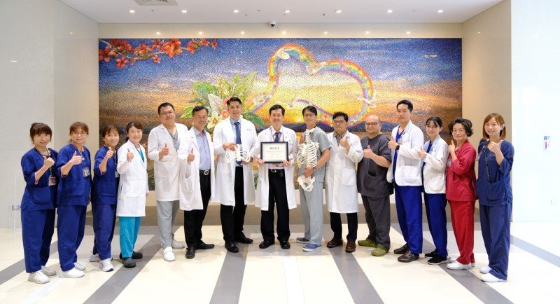 台灣醫療站上國際!小港醫院微創肋骨骨折團隊 取得 CWIS 亞洲首家合作認證