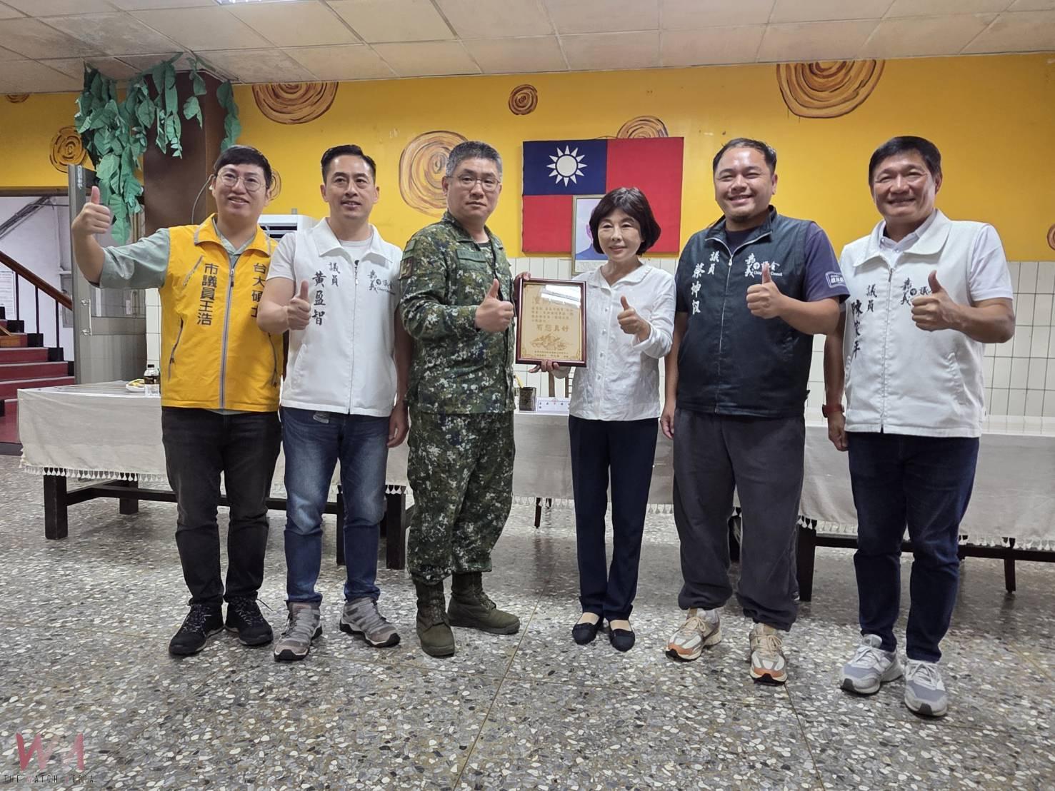 國軍官兵愛民助民 嘉市議會秋節敬軍表謝意 - https://www.watchmedia01.com