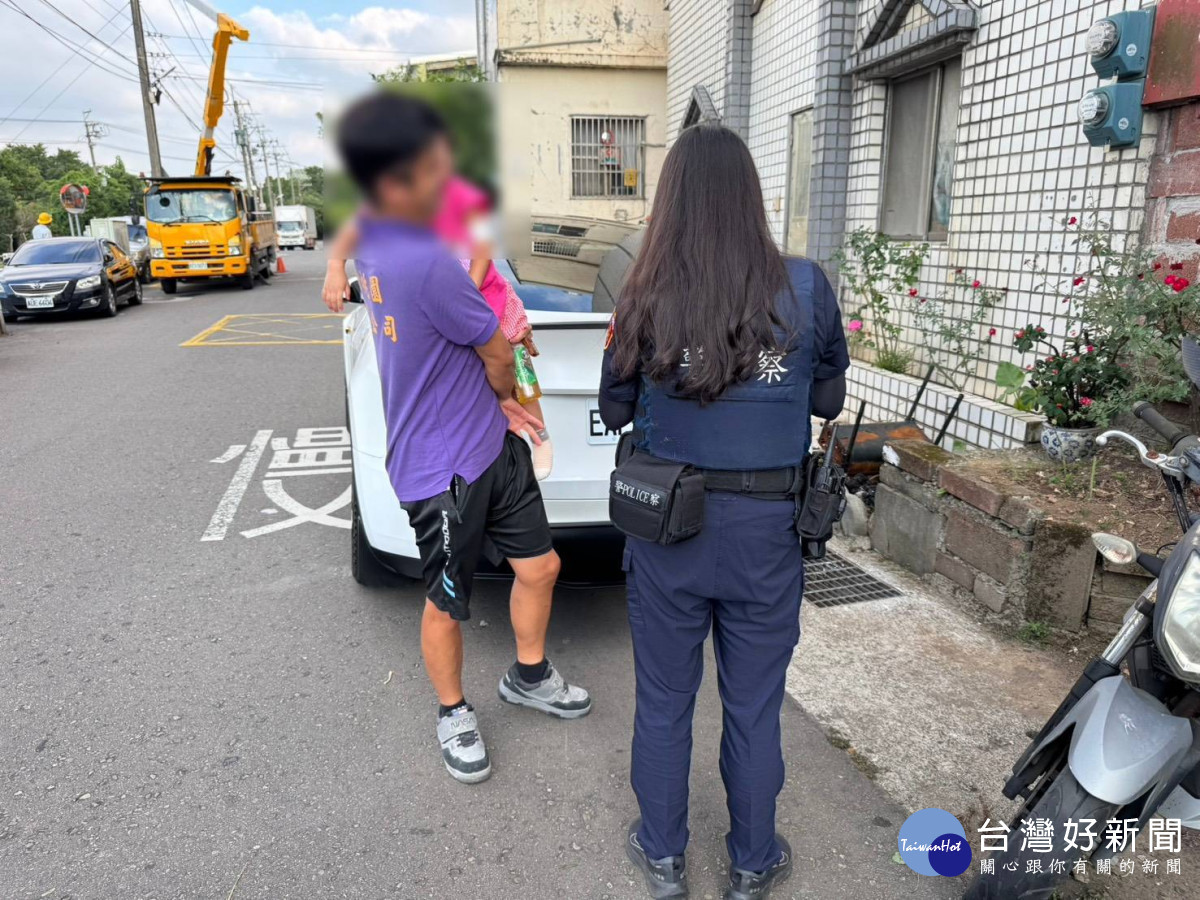 小女童趁家人熟睡偷溜上街,平鎮警助平安返家。