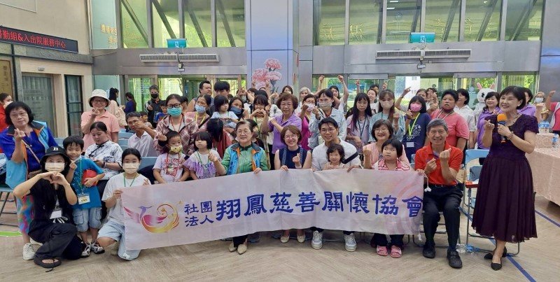 翔鳳慈善協會攜手左營總醫院　「中秋愛‧關懷情」親子音樂會溫馨登場