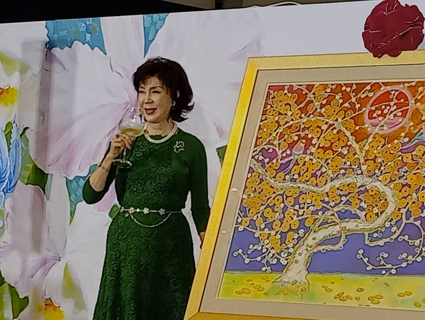 白嘉莉美麗傳奇藝術展 集結40多年來創作展出71幅創作 新光三越高雄左營店10/3登場