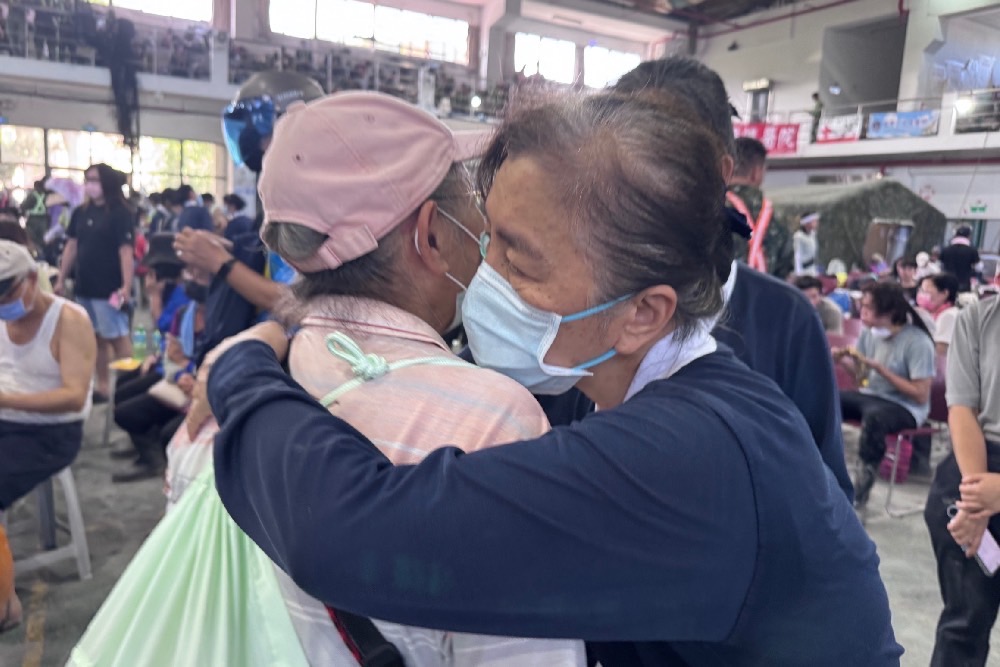 助花蓮光復災民過中秋 慈濟基金會發放慰問金與禮金 242 助花蓮光復災民過中秋 慈濟基金會發放慰問金與禮金 241