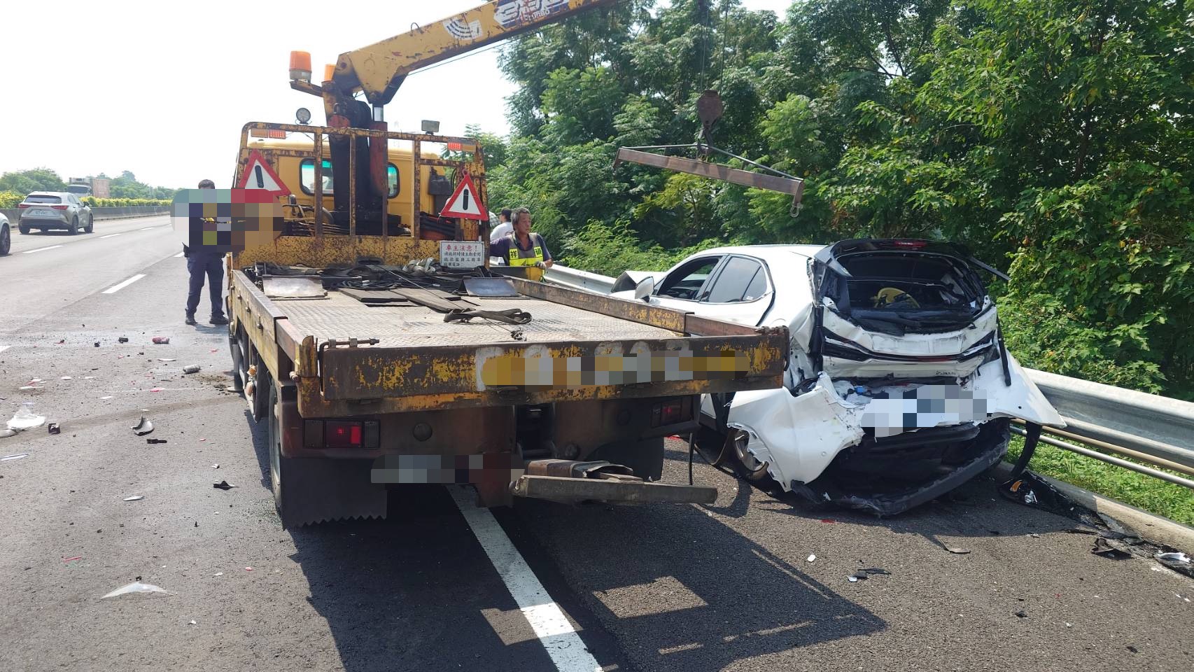 國道1北斗南下6車連撞 13人輕傷送醫 中秋連假首日驚魂 - https://www.watchmedia01.com