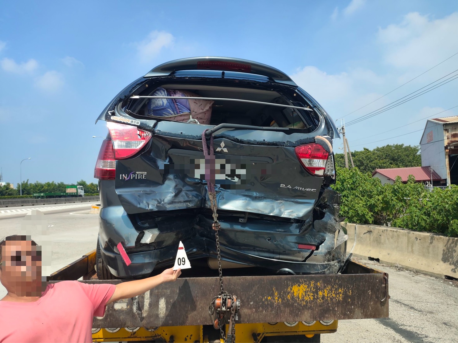 國道1北斗南下6車連撞 13人輕傷送醫 中秋連假首日驚魂 - https://www.watchmedia01.com