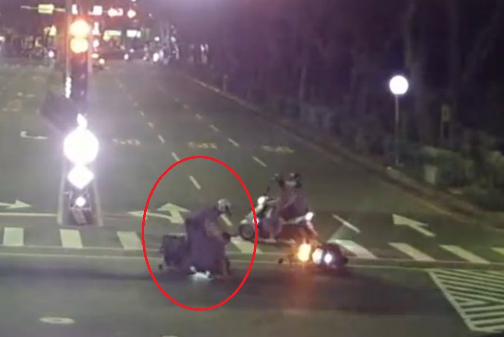 烤肉喝酒後騎車心虛拒檢 37歲男涉違規29項吞逾萬元罰金 218 cnews204251005a03