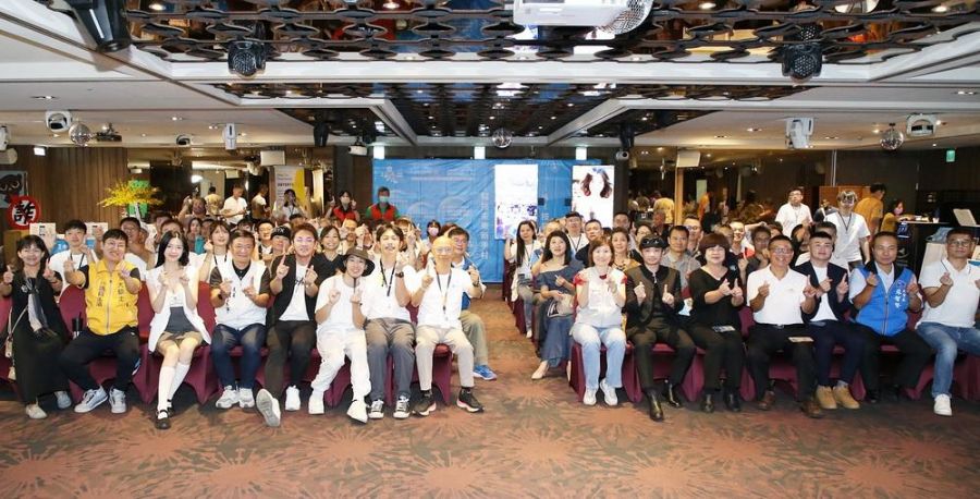 嘉市全齡數位學習開啟「AI城市」新篇章 築夢者街舞團隊精彩演出