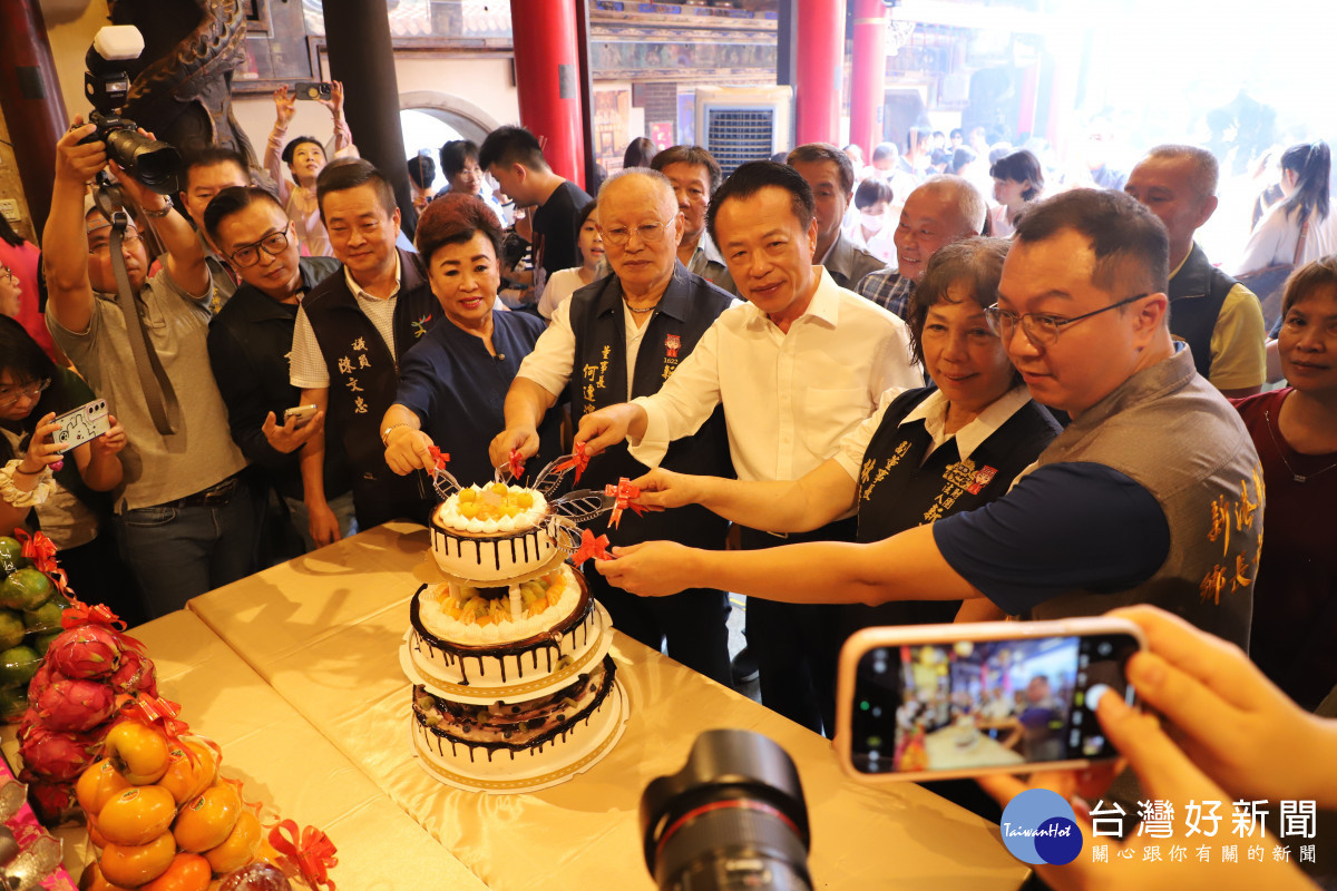 嘉義縣新港奉天宮今天舉辦「開台媽祖契子女中秋回宮團圓祈福典禮」／嘉義縣府提供