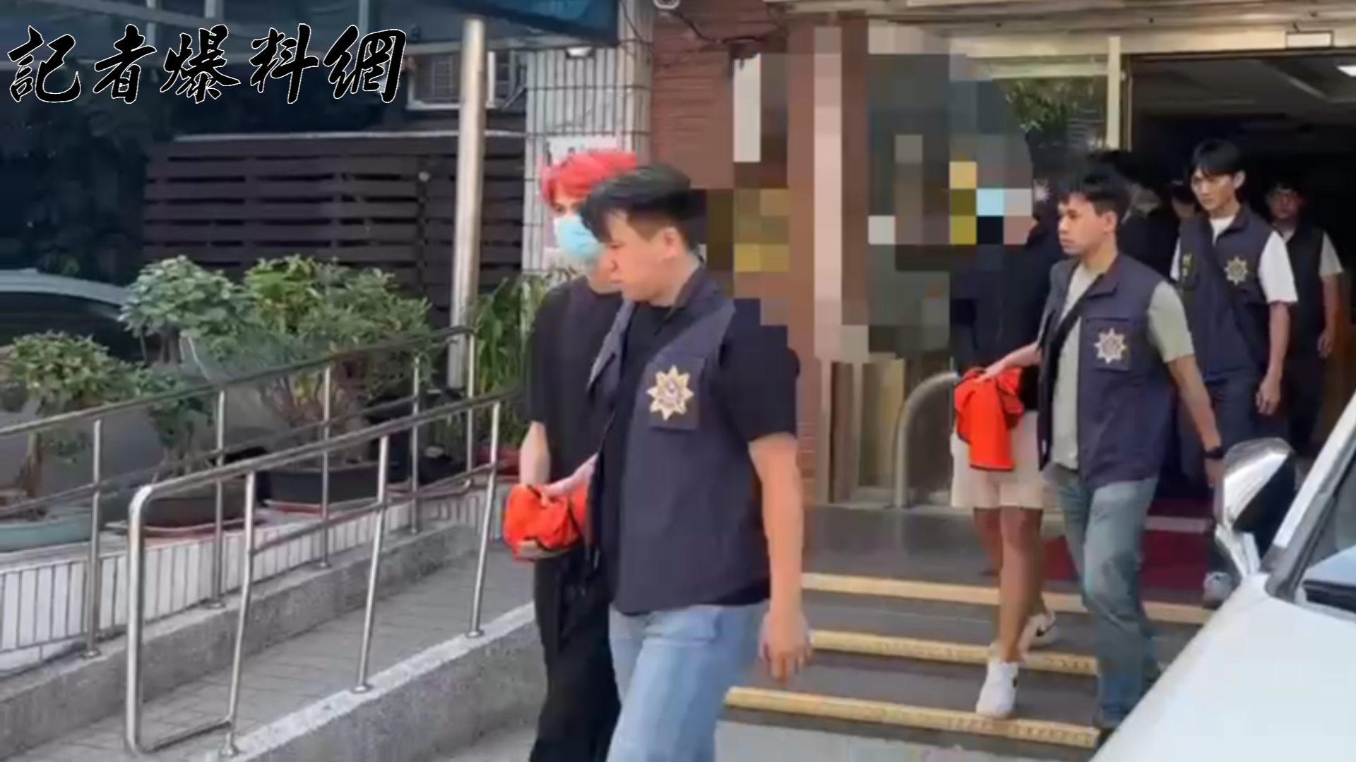 訊後將余男等6人依妨害自由、恐嚇取財、傷害及聚眾鬥毆等罪嫌,移送新北地檢署偵辦。