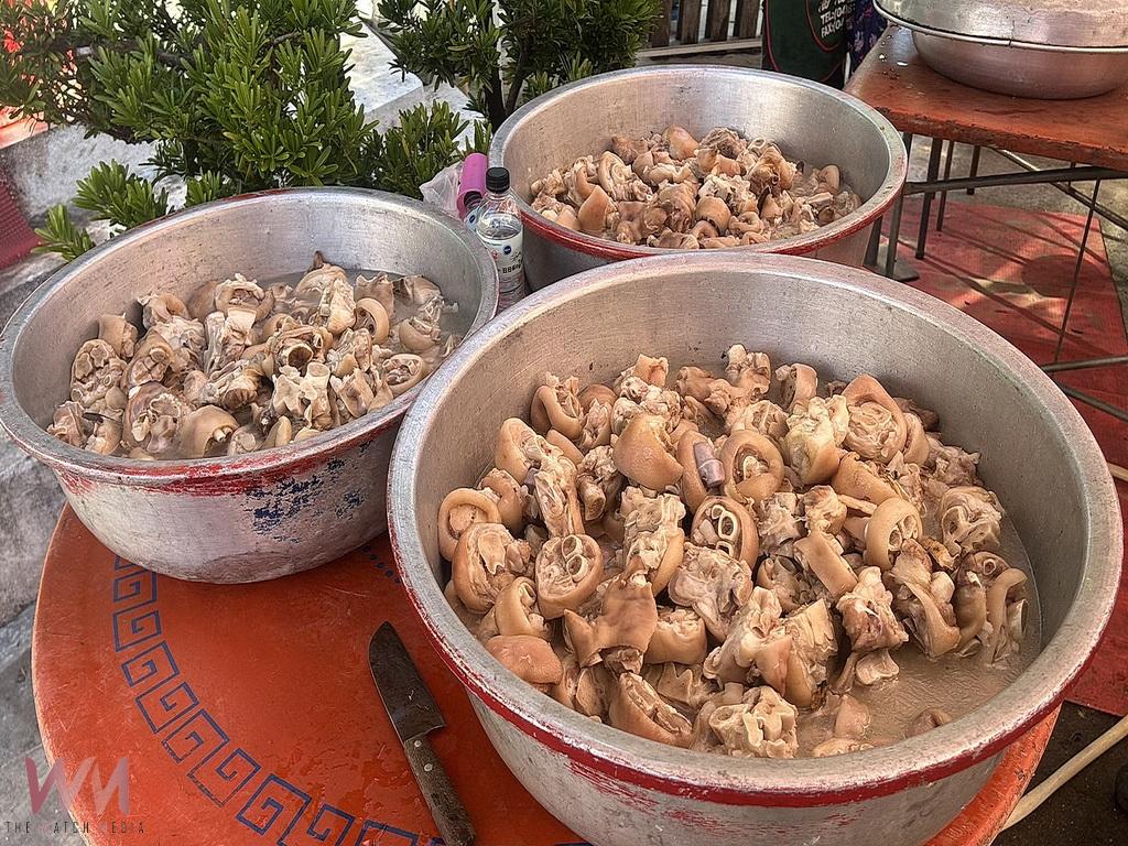 中秋節土地公請善信吃豬腳麵線 花壇文德宮一整天熱鬧滾滾 - https://www.watchmedia01.com