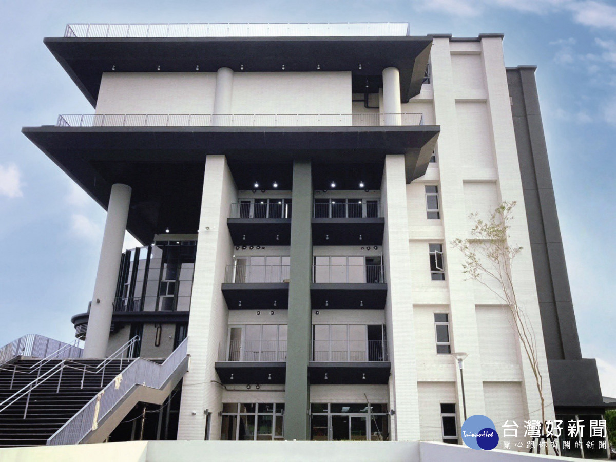 太平區聯合行政中心是台中市首座導入「行政中心空間美學」的示範案例