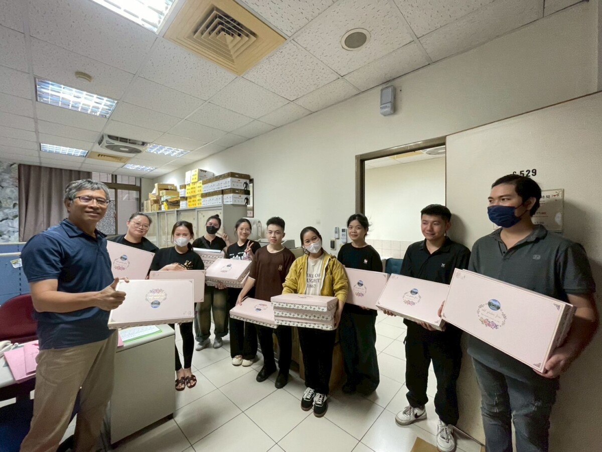 57a17c037bfff7ee5470ce5a0eaeee56