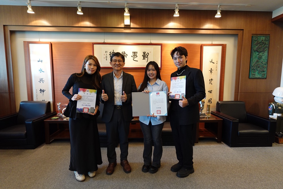 301af906f85fe4b517b1c0e678cec96c