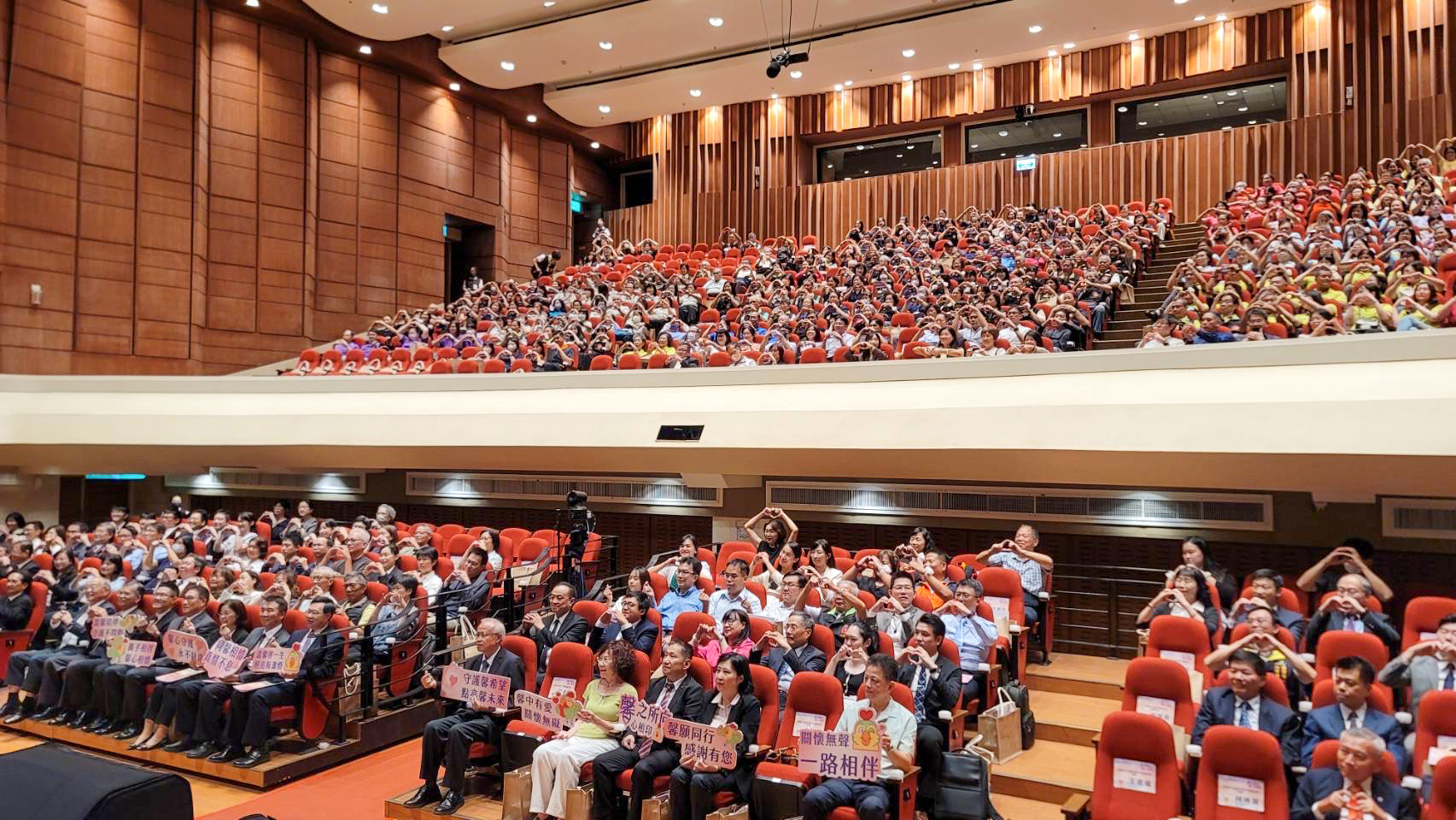 犯罪被害人服務保護 芳警家防官獲法務部贈獎