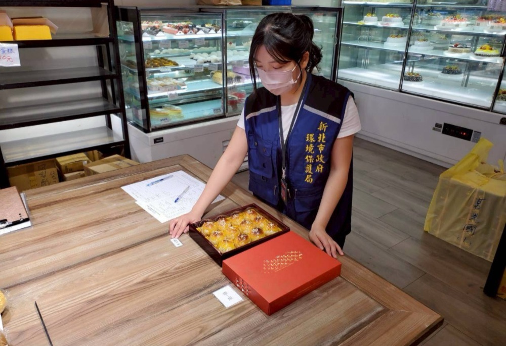 禮盒過度包裝可罰15萬 新北環保局籲掌握「一多三少」原則 227 248251007a04
