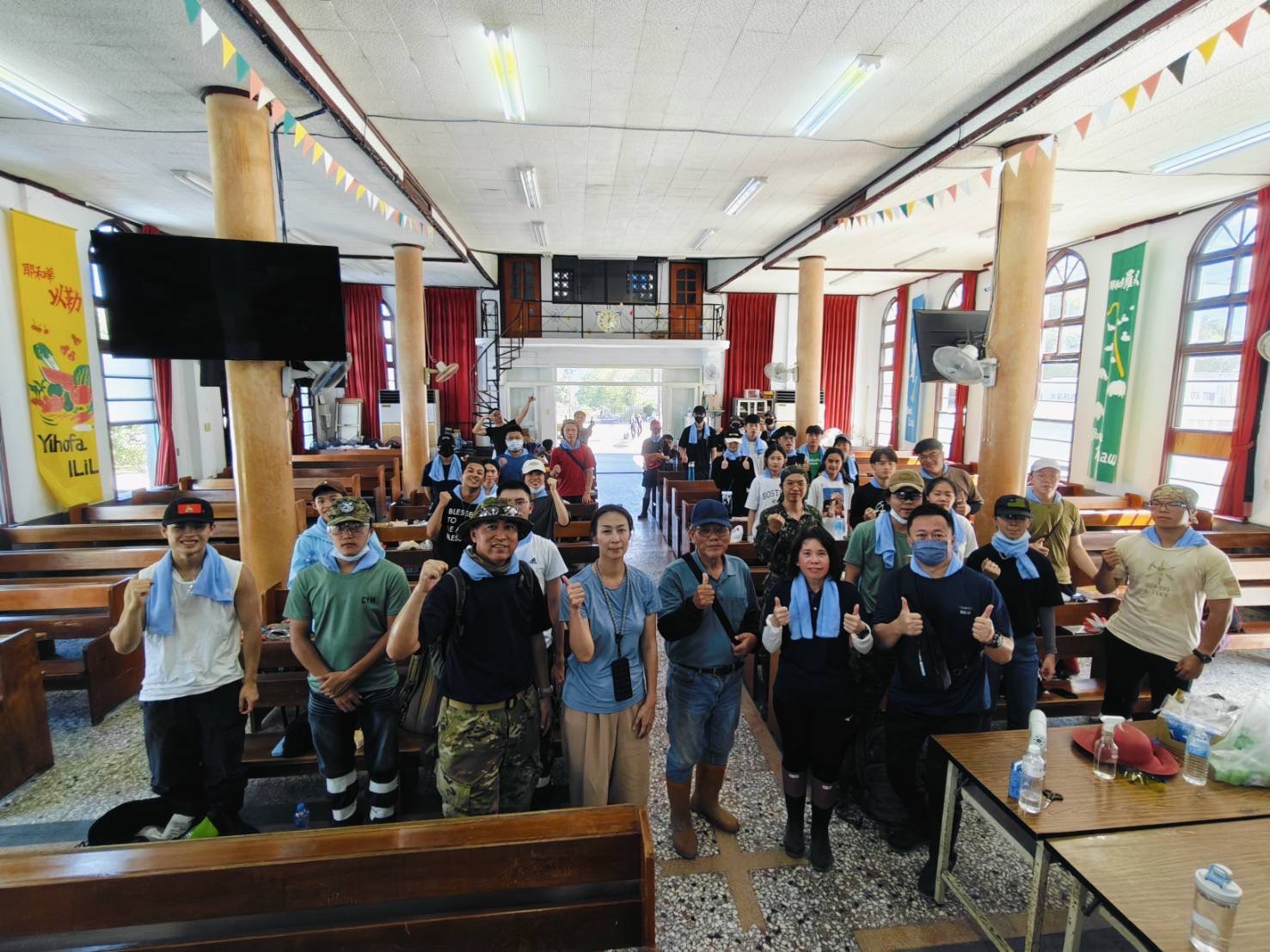 中原大學組志工隊前進光復救災 業者受感動贊助遊覽車接駁 gh5f45wd