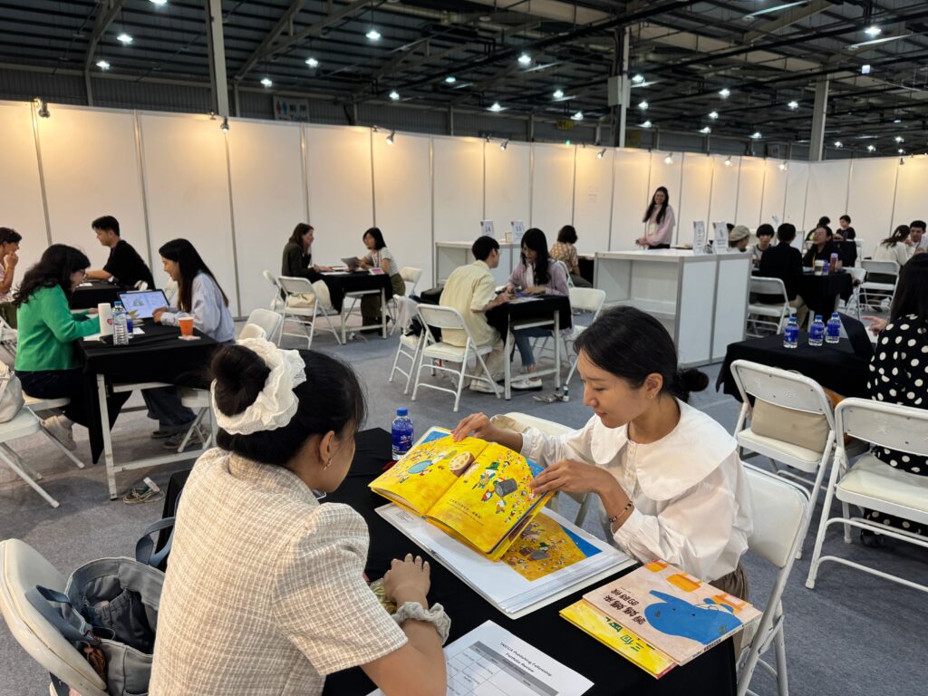 歐亞 10 國出版人齊聚兒少書展 洽商交流兼文化體驗 推動國際買家成為臺灣童書推手 10 1758504942451 1024x768 1